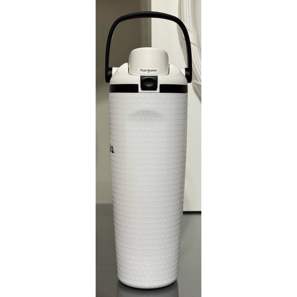Owala SPECIAL EDITION 30oz FreeSip Sway GOLF Travel Tumbler, WATER HAZARD WHITE - Picture 2 of 5